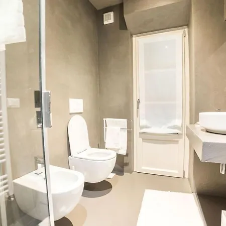 Lucus Exclusive Oda ve Kahvaltı 4*